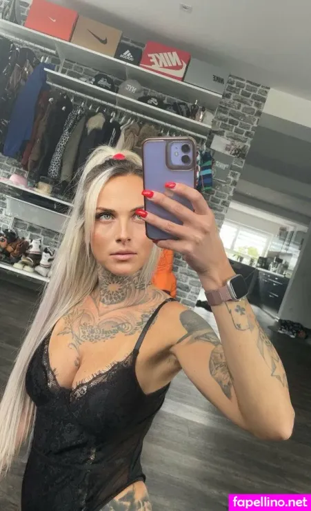 Amyy Hazel OnlyFans Thumbnail #6c2VdsxtRb