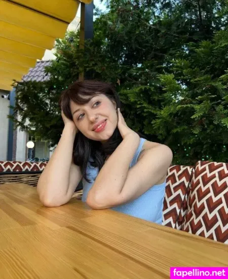 Amyyrosefree OnlyFans Thumbnail #BUJRM2vw0i