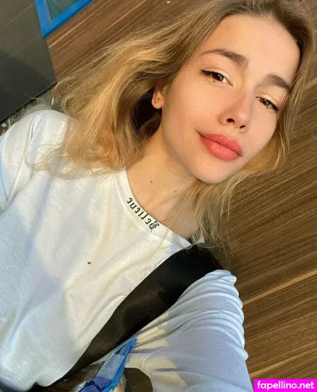 An Annie OnlyFans Thumbnail #PZDVUPeUKK