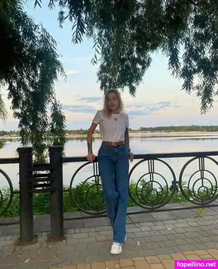 An Annie OnlyFans Thumbnail #eR5tRSPCtl