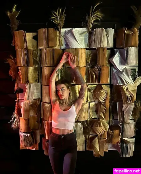 An Annie OnlyFans Thumbnail #feojdetTzz