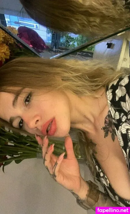 An Annie OnlyFans Thumbnail #tKigG4Wthb