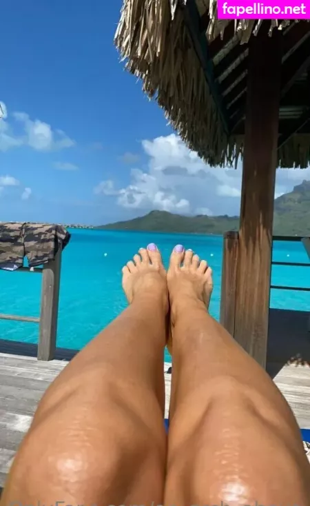 An Arch Above OnlyFans Thumbnail #c8jv63dpGH