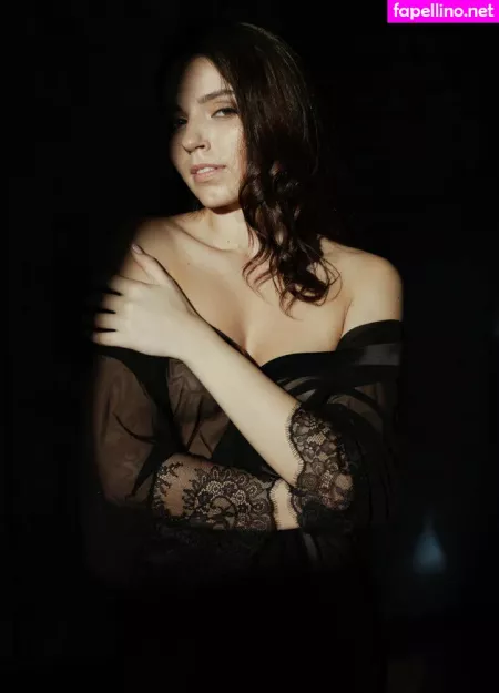 Ana Bird OnlyFans Thumbnail #YZIZMP4iKs