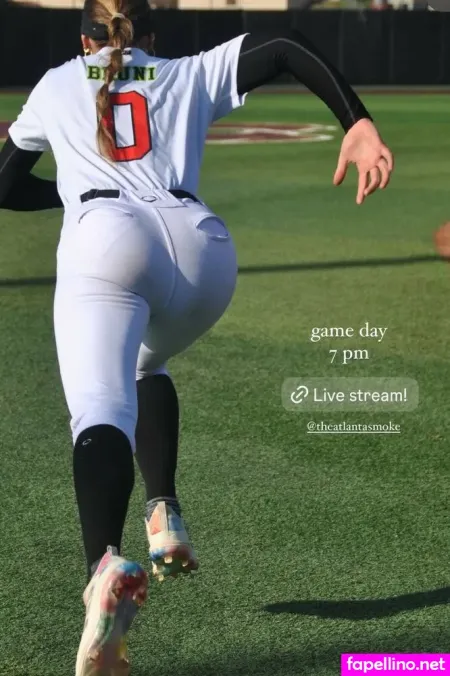 Ana Bruni Main Profile Photo