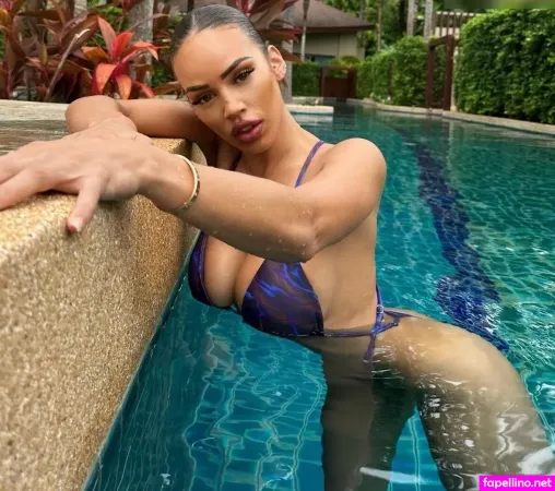 Ana Claudia OnlyFans Thumbnail #8BiTszSXso