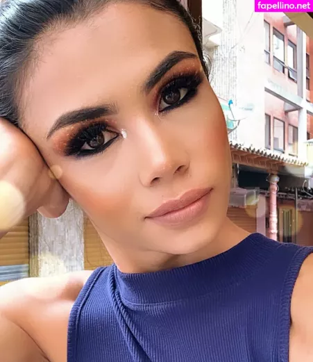 Ana Henao OnlyFans Thumbnail #7xrfXgqbvW