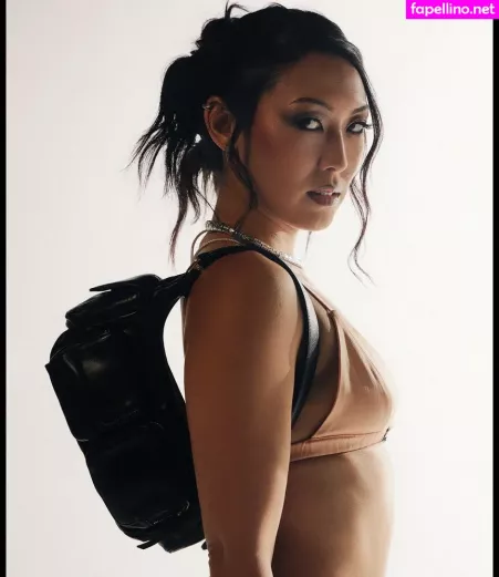 Ana Hikari OnlyFans Thumbnail #9yhebUqOkv