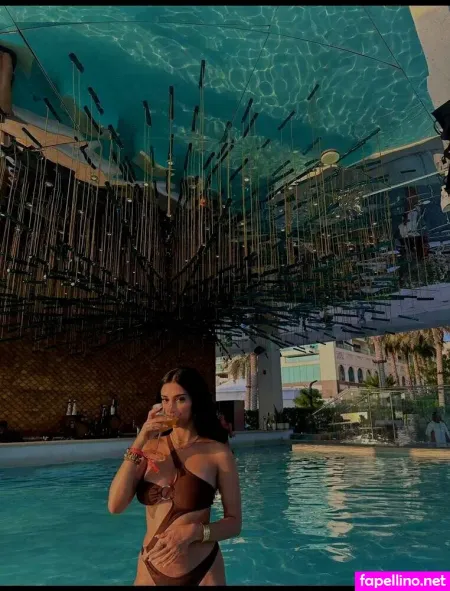 Ana Javdani OnlyFans Thumbnail #fxvbKrKLb2