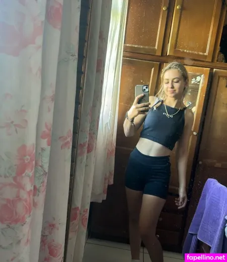 Ana Julia Rudnick OnlyFans Thumbnail #iE06wQoudw