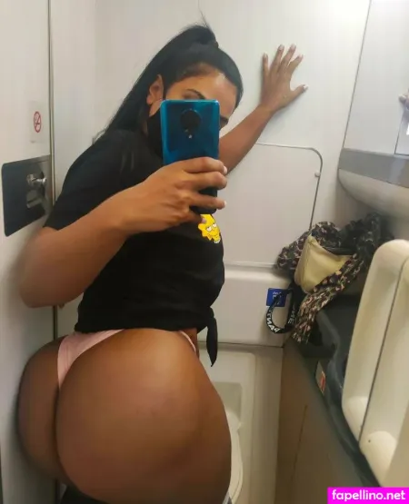 Ana Julia OnlyFans Thumbnail #XIKamSxhb5