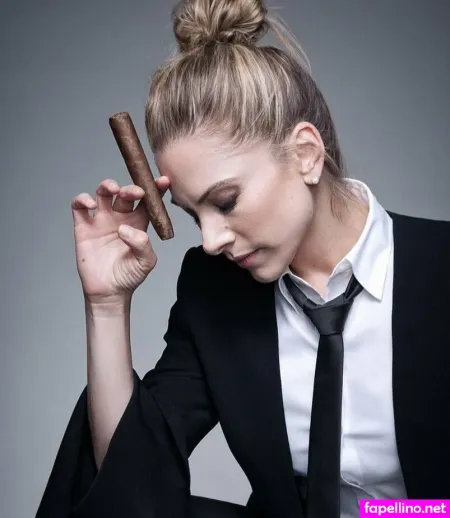 Ana Kasparian OnlyFans Thumbnail #9oTVYYK9so