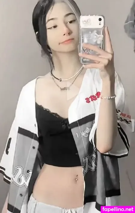 Ana Langdon OnlyFans Thumbnail #yCTUT9iAJ8