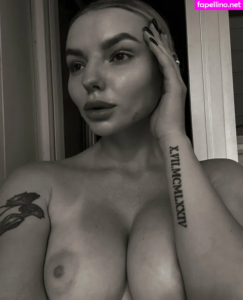 ana.maks Nude Leaked OnlyFans Photo #J0ir74y8nW