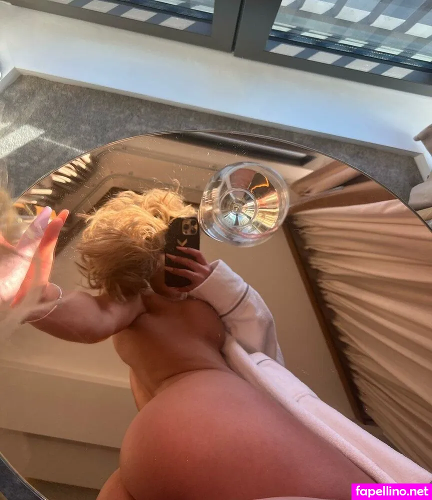 ana.manta97, rinkatochikaa97 Nude Leaked OnlyFans Photo #2icdUQFcOC