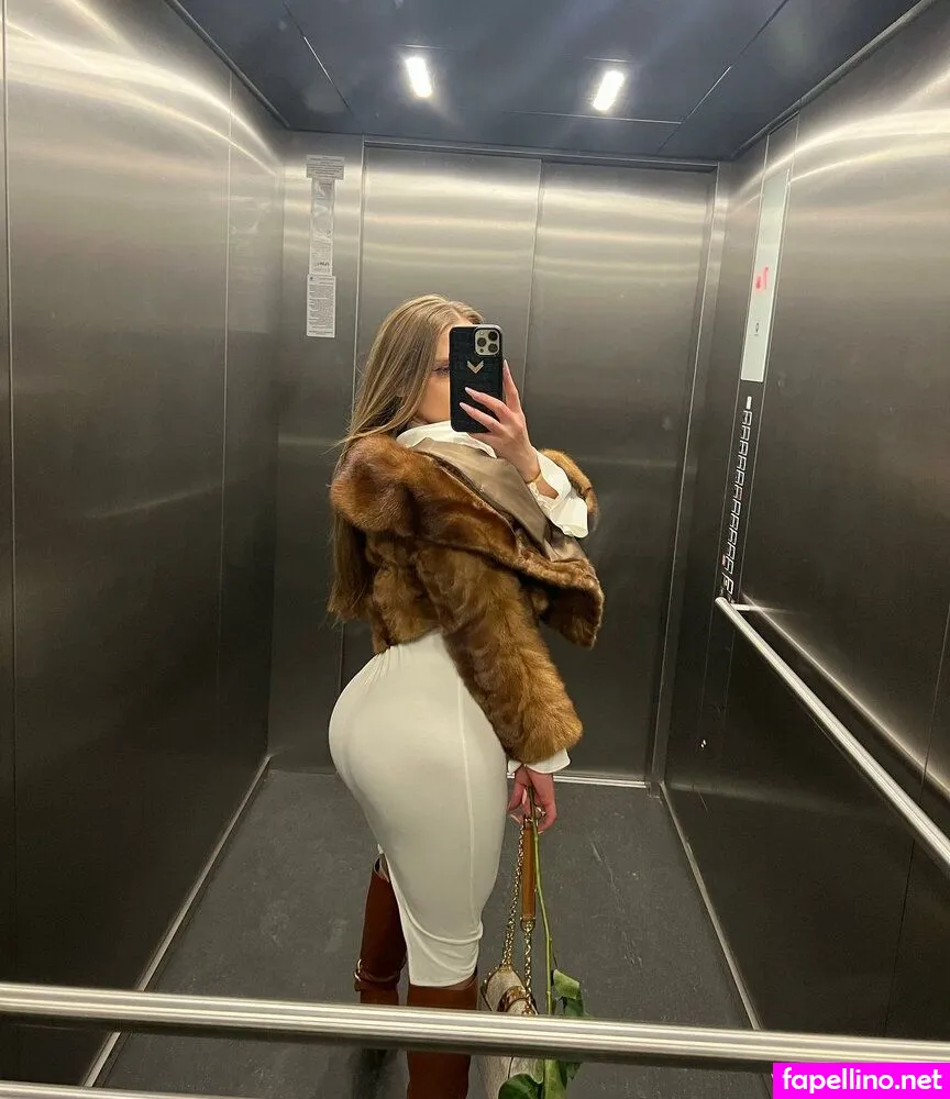 ana.manta97, rinkatochikaa97 Nude Leaked OnlyFans Photo #WiuRCOPXfs