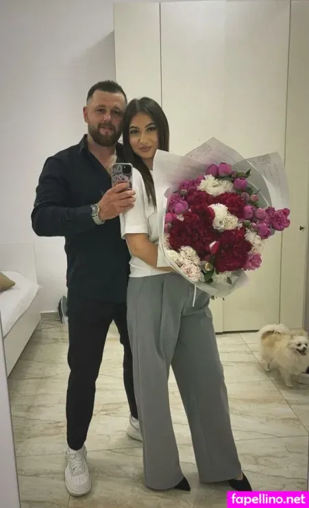 Ana Maria Caldararu OnlyFans Thumbnail #8tcnnqGS0R