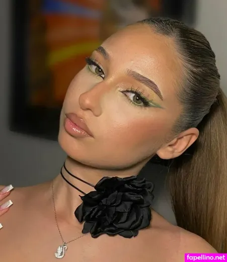 Ana Maria Caldararu OnlyFans Thumbnail #lofMHKS9Jw