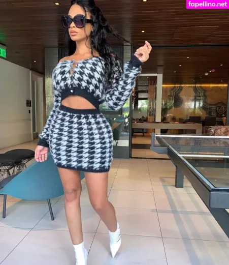 Ana Montana OnlyFans Thumbnail #CUsKNpmdUI