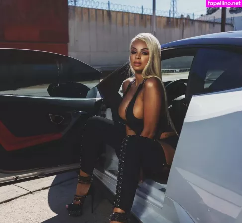 Ana Montana OnlyFans Thumbnail #JS0X2Ed9Br