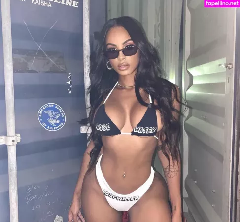 Ana Montana OnlyFans Thumbnail #hP5uCDvy1b