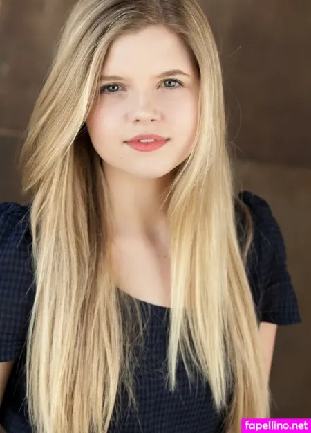 Ana Mulvoy Ten OnlyFans Thumbnail #u7qjyULwkC