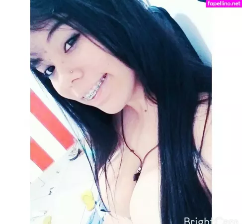 Ana Paula 1 OnlyFans Thumbnail #y62AzaOiFr