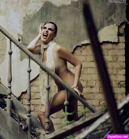 Ana Paula Renault OnlyFans Thumbnail #QmMXANRa3G