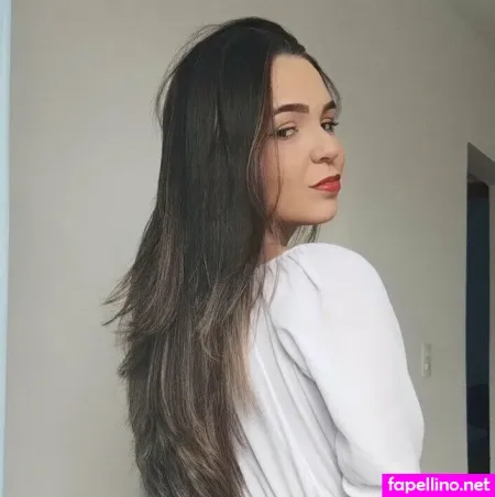 Ana Petite 3 OnlyFans Thumbnail #0Cx1edgiT0