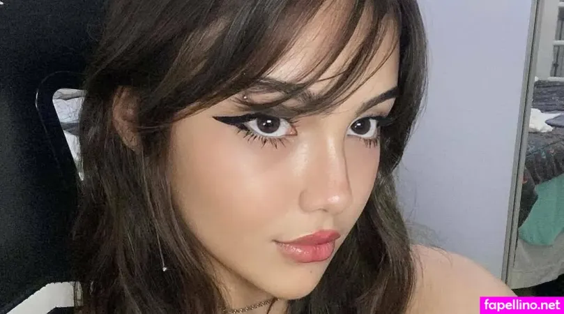 Ana Petite 3 OnlyFans Thumbnail #2cwC45ybHe