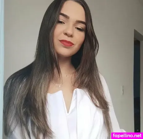 Ana Petite 3 OnlyFans Thumbnail #QW69lv2R0B