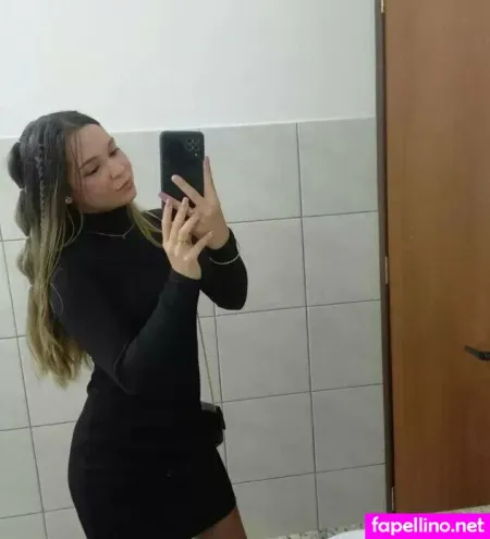 Ana Petite 3 OnlyFans Thumbnail #tbUmJ7525g