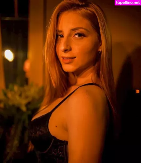 Ana Rezende OnlyFans Thumbnail #gp9bUD7vz5