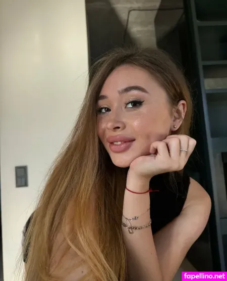 Ana Rom OnlyFans Thumbnail #FhWmUkyXuE