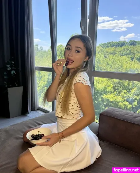 Ana Rom OnlyFans Thumbnail #YV2pBhYMNl