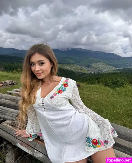 Ana Rom OnlyFans Thumbnail #zHJeKlFSMv