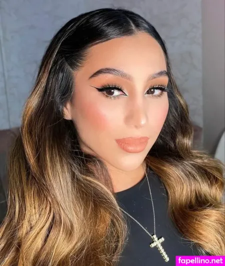 Ana Ros OnlyFans Thumbnail #tFX5AZaDiG