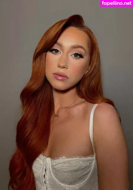 Ana Saia OnlyFans Thumbnail #56Ysnx3F5A