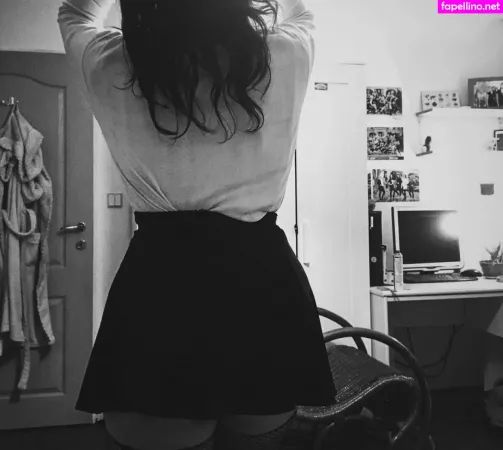 Ana Uhiram OnlyFans Thumbnail #B6AIffuC7n
