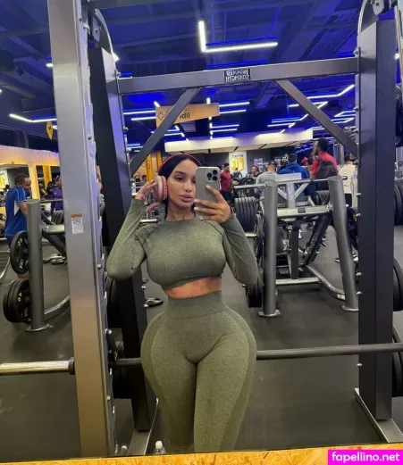 Ana Victoria Peralta OnlyFans Thumbnail #cZM722co3u