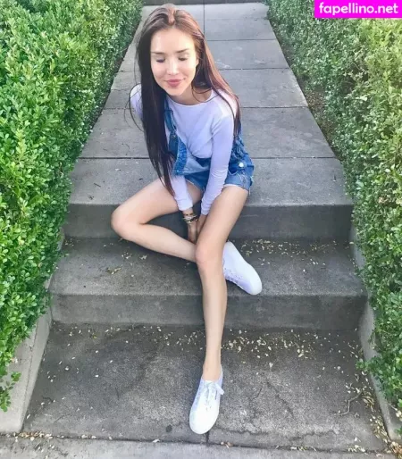 Ana Walczak OnlyFans Thumbnail #P6p5r6XKIQ