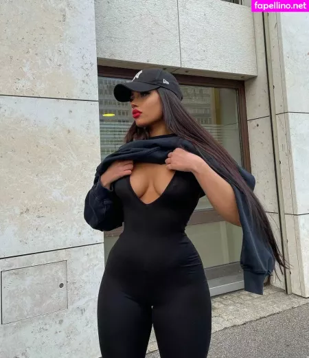 Anaa Flri OnlyFans Thumbnail #oPiixKEZlS