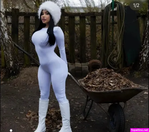 Anaavamoore Anastasia OnlyFans Thumbnail #QNHgbWGhQZ