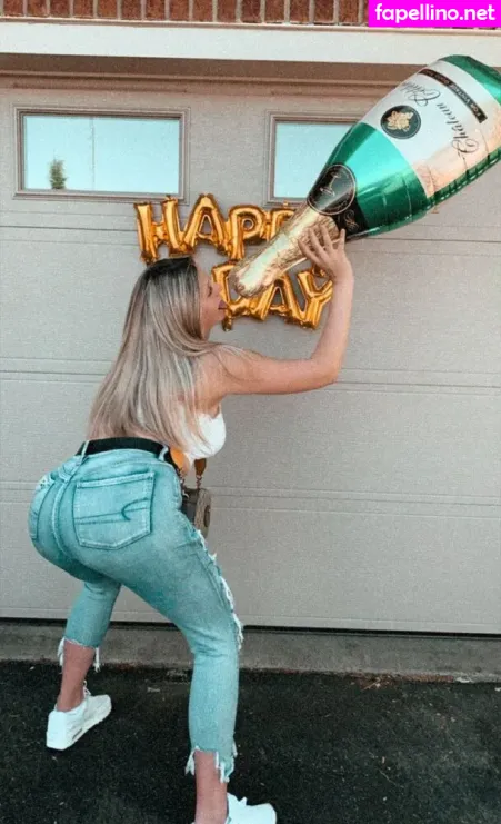 Anabel Kloe Lamarche OnlyFans Thumbnail #h0TlT0dDMc