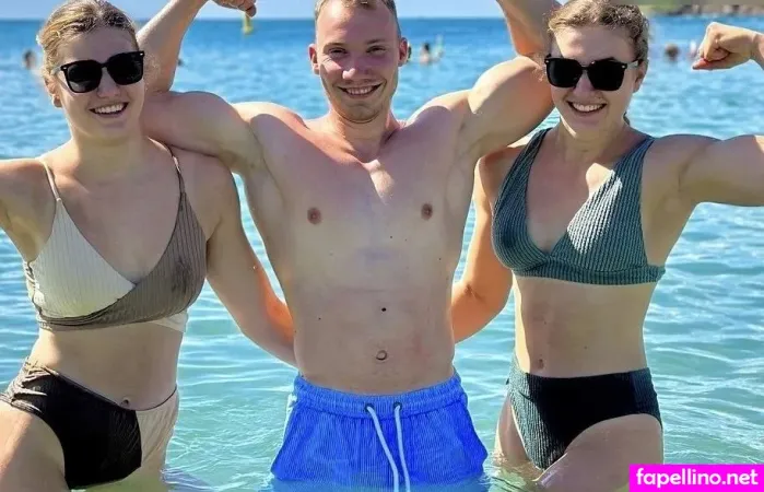 Anabel Und Maria Glocker OnlyFans Thumbnail #tnlBeZXlu9