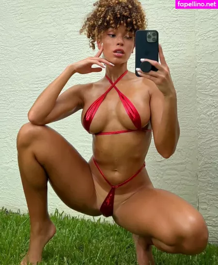 Anabella Carrasco OnlyFans Thumbnail #6yrtSloLFK