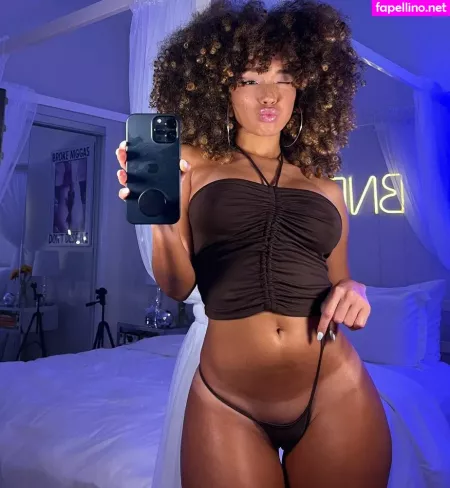 Anabella Carrasco OnlyFans Thumbnail #em2UFBLgxg