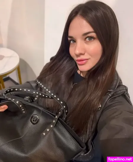 Anabellabellaa OnlyFans Thumbnail #xjgT5P148y