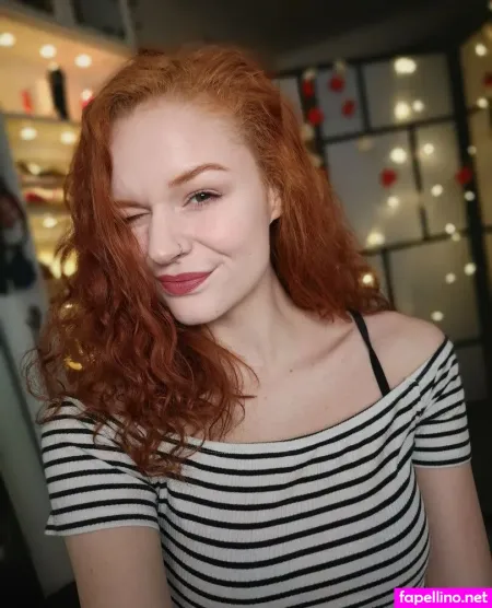 Anabelle Roscoe OnlyFans Thumbnail #epbeVijy7Q