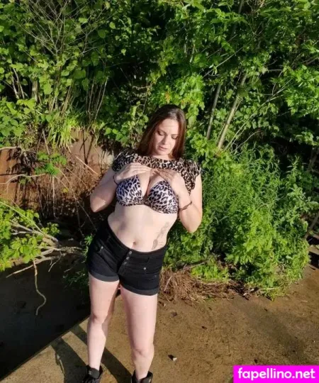 Anaconda Noire OnlyFans Thumbnail #UMv342nQpx